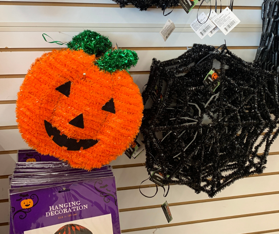 Dollar Store Halloween Decor Ideas Featured Image